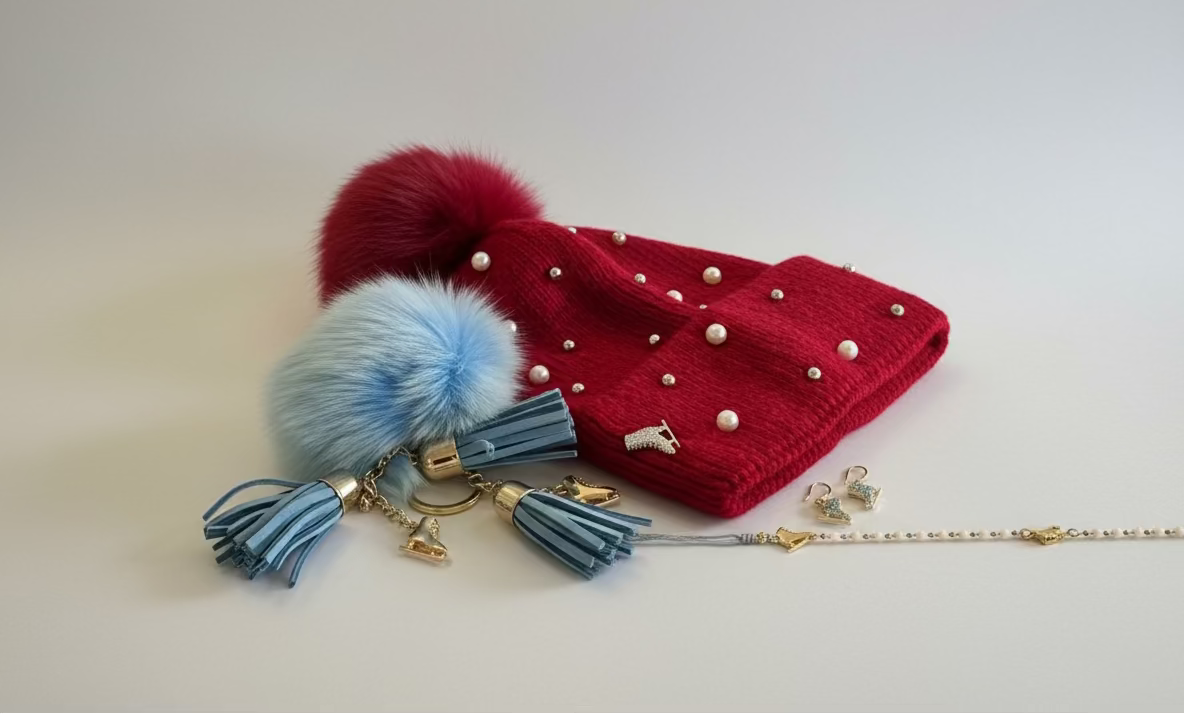 Fluffy Skating Keychain