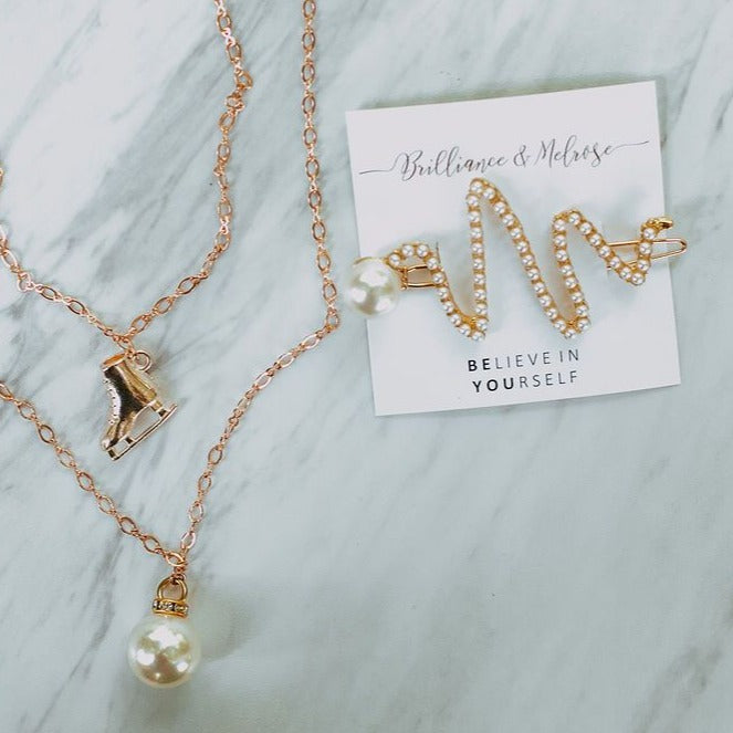 Golden Skate & Pearl Necklace